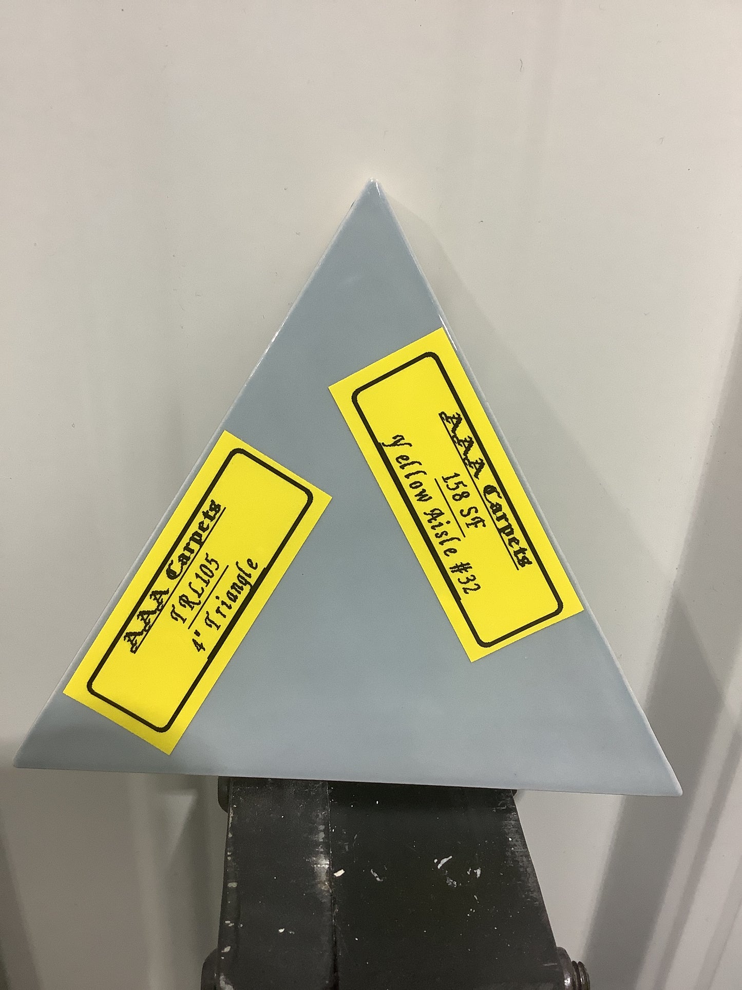 TRL105 4 inch Triangle Tile