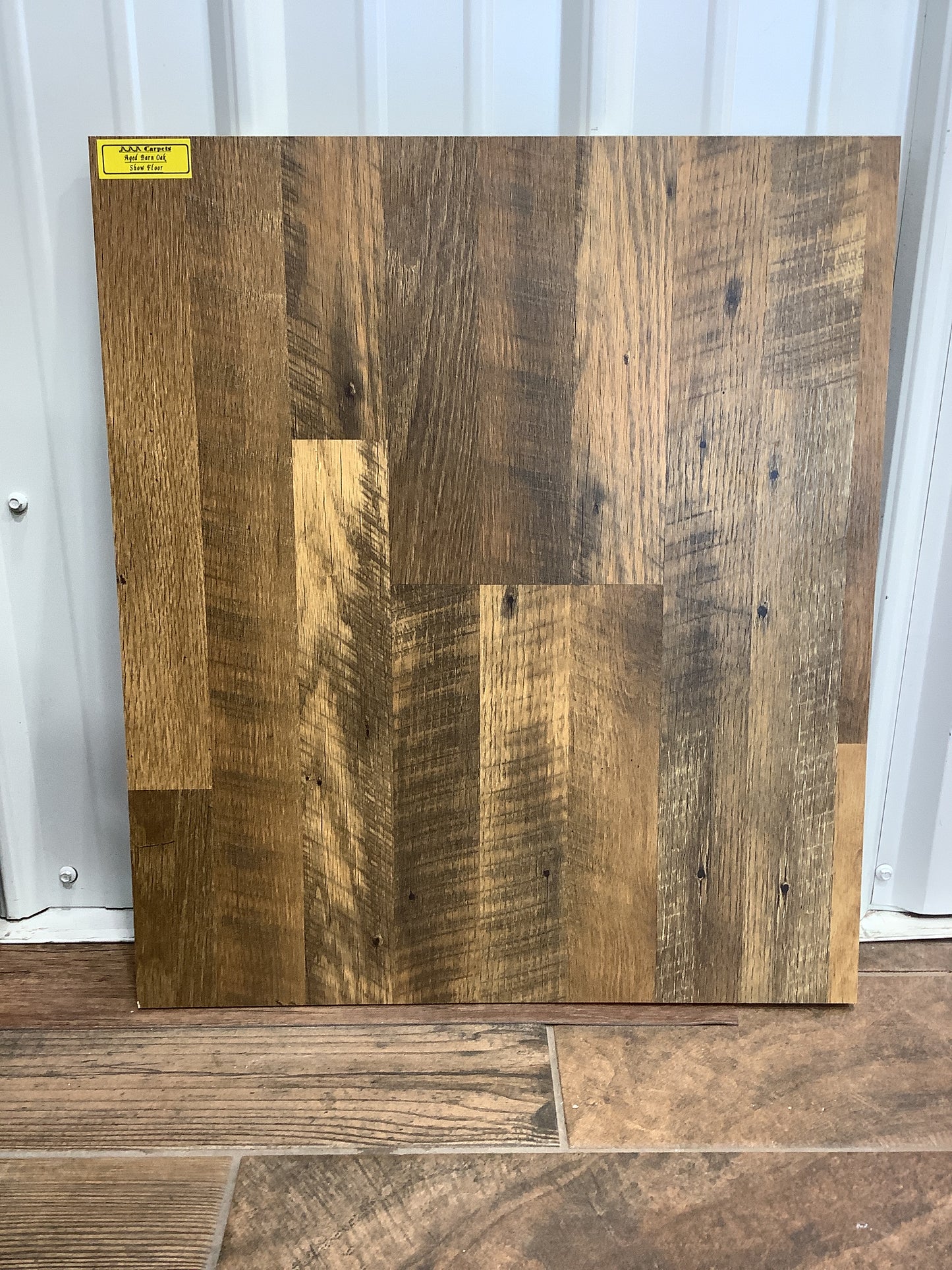 Aged Barn Oak Laminate Wood Flooring