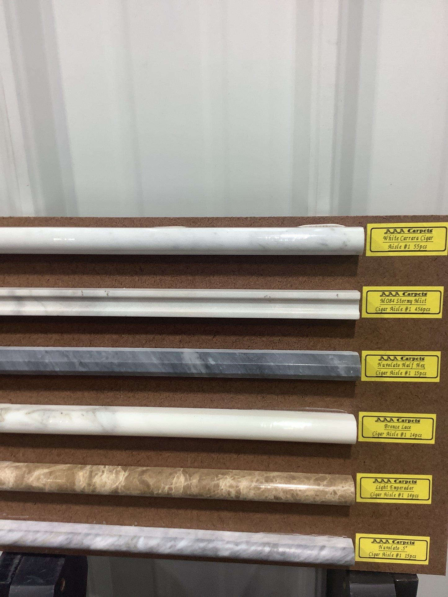 Nuvolato Cigar Tile Base