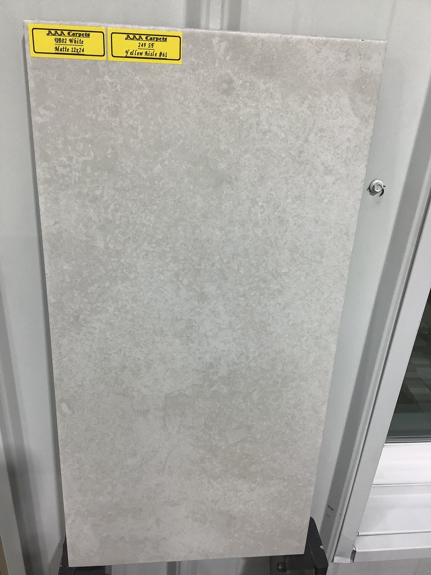 UB02 White Matte 12x24 Tile