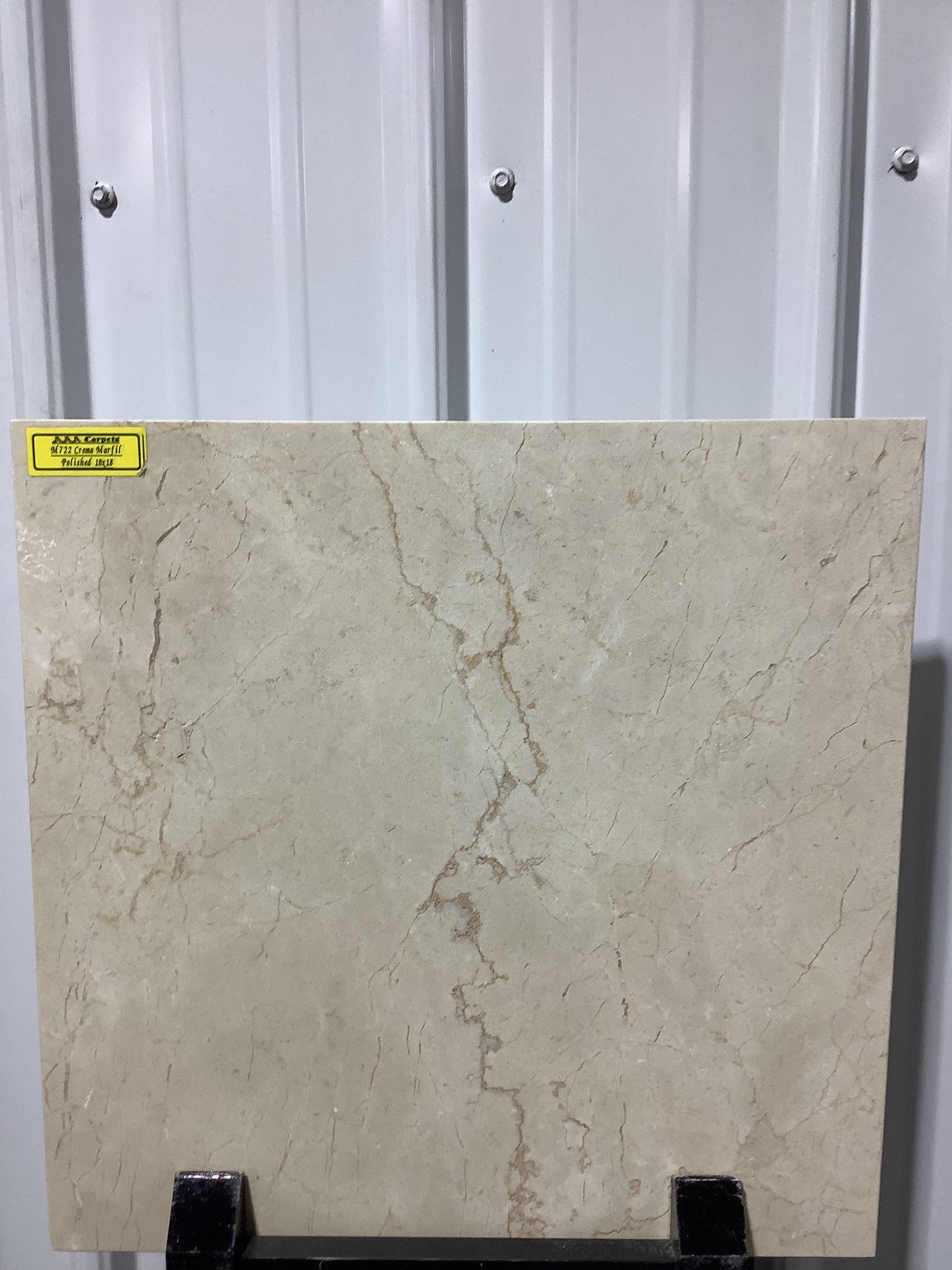 M722 Crema Marfil Polished 18x18