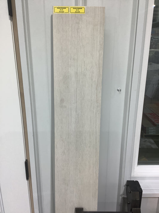 AV361 Matte 8x36