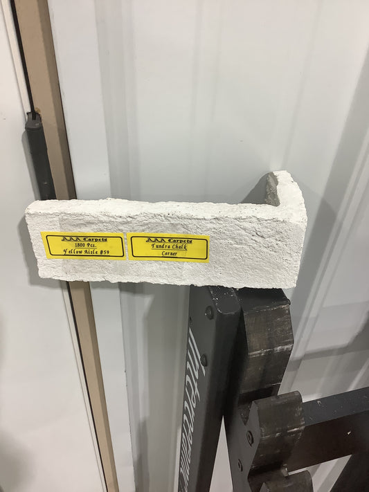 Tundra Chalk White  Brick Corner