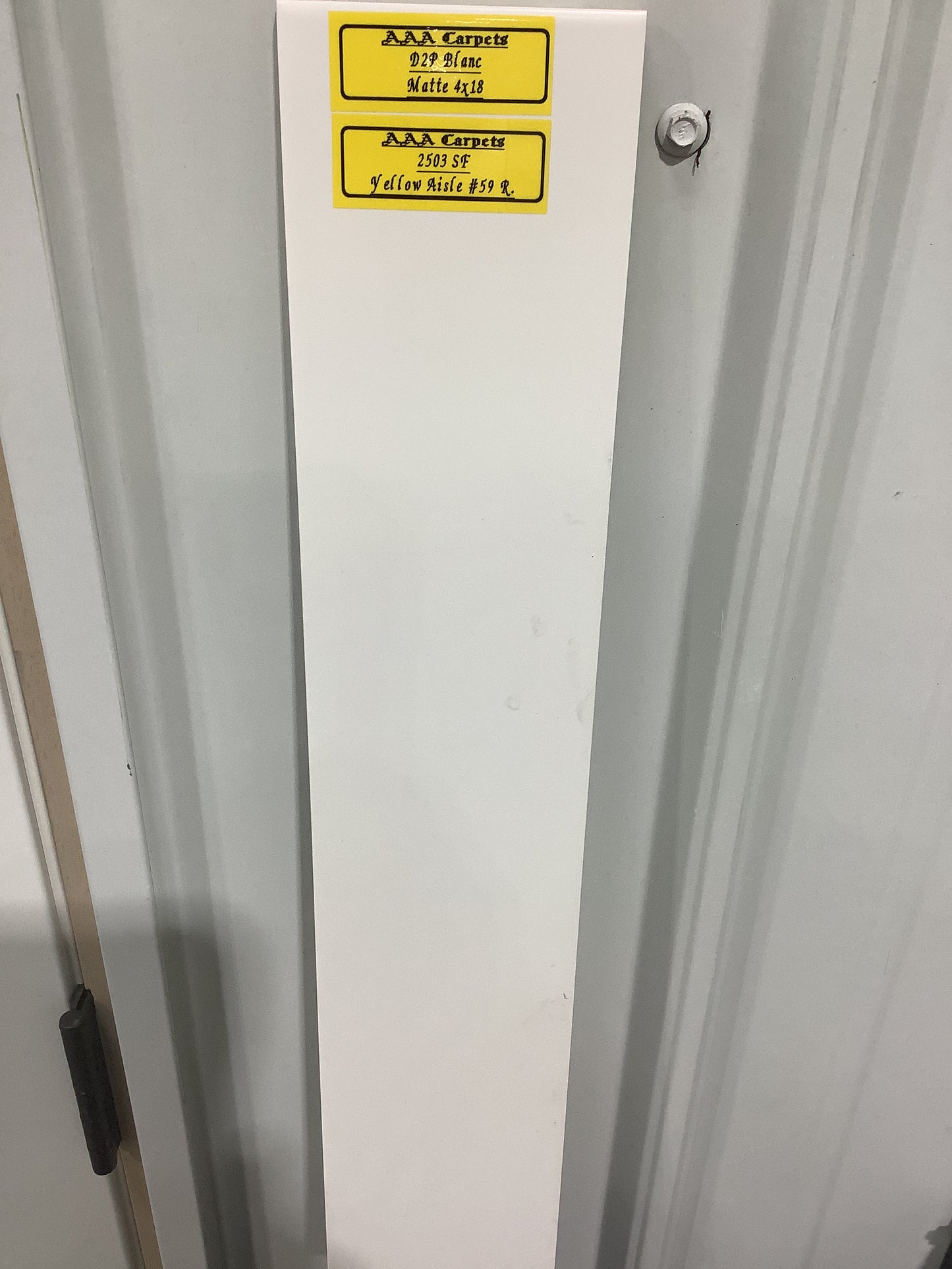 D2P Blanc Matte 4x18 Tile