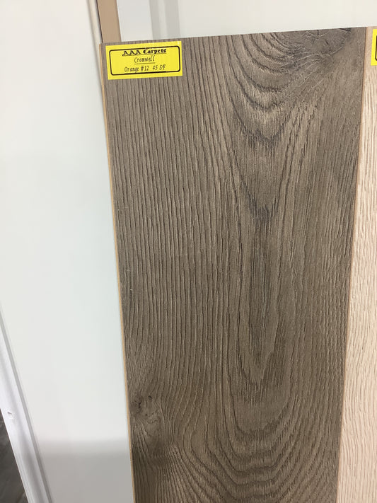Cromwell Laminate