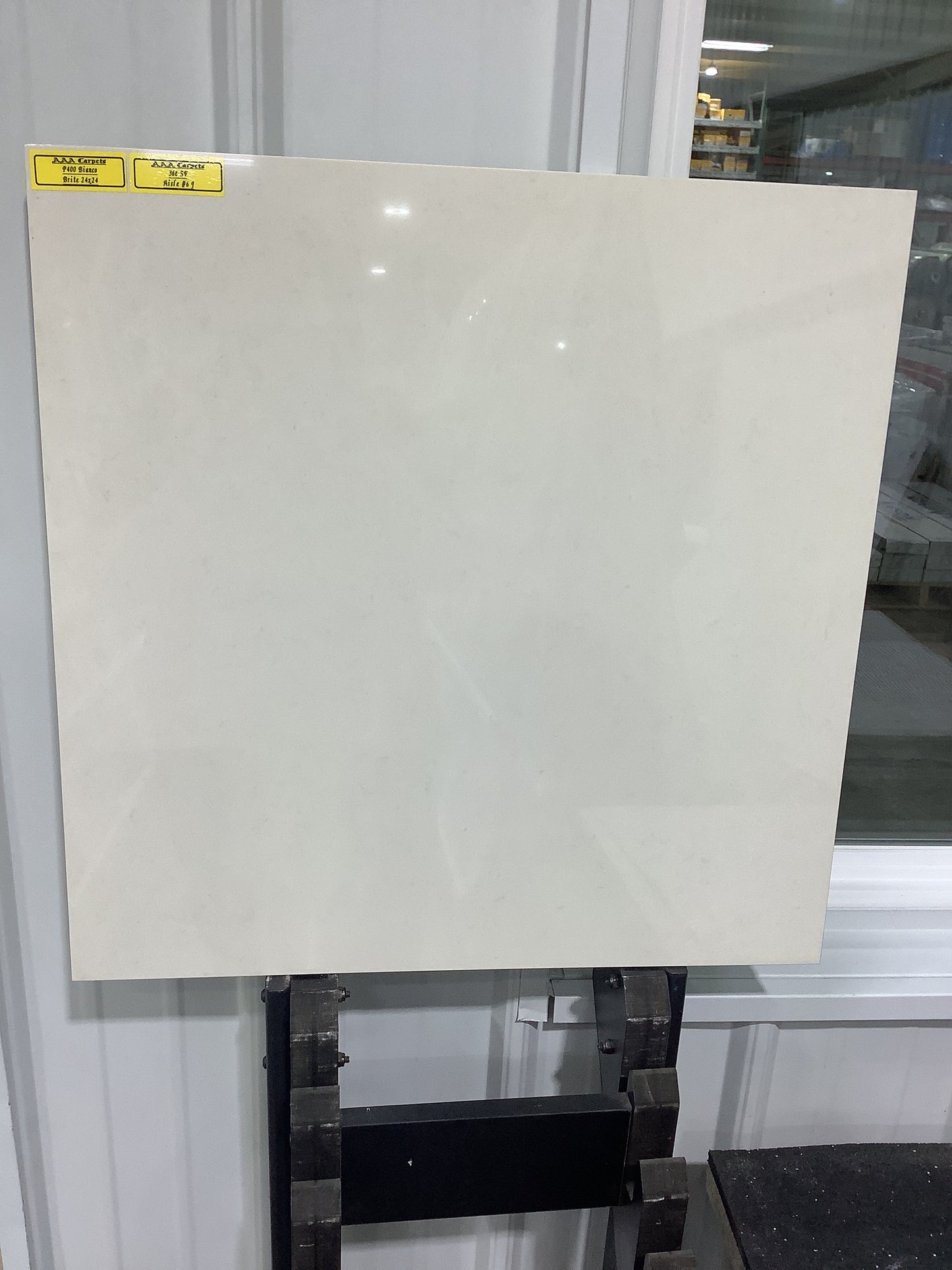 P400 Bianco Brite 24x24