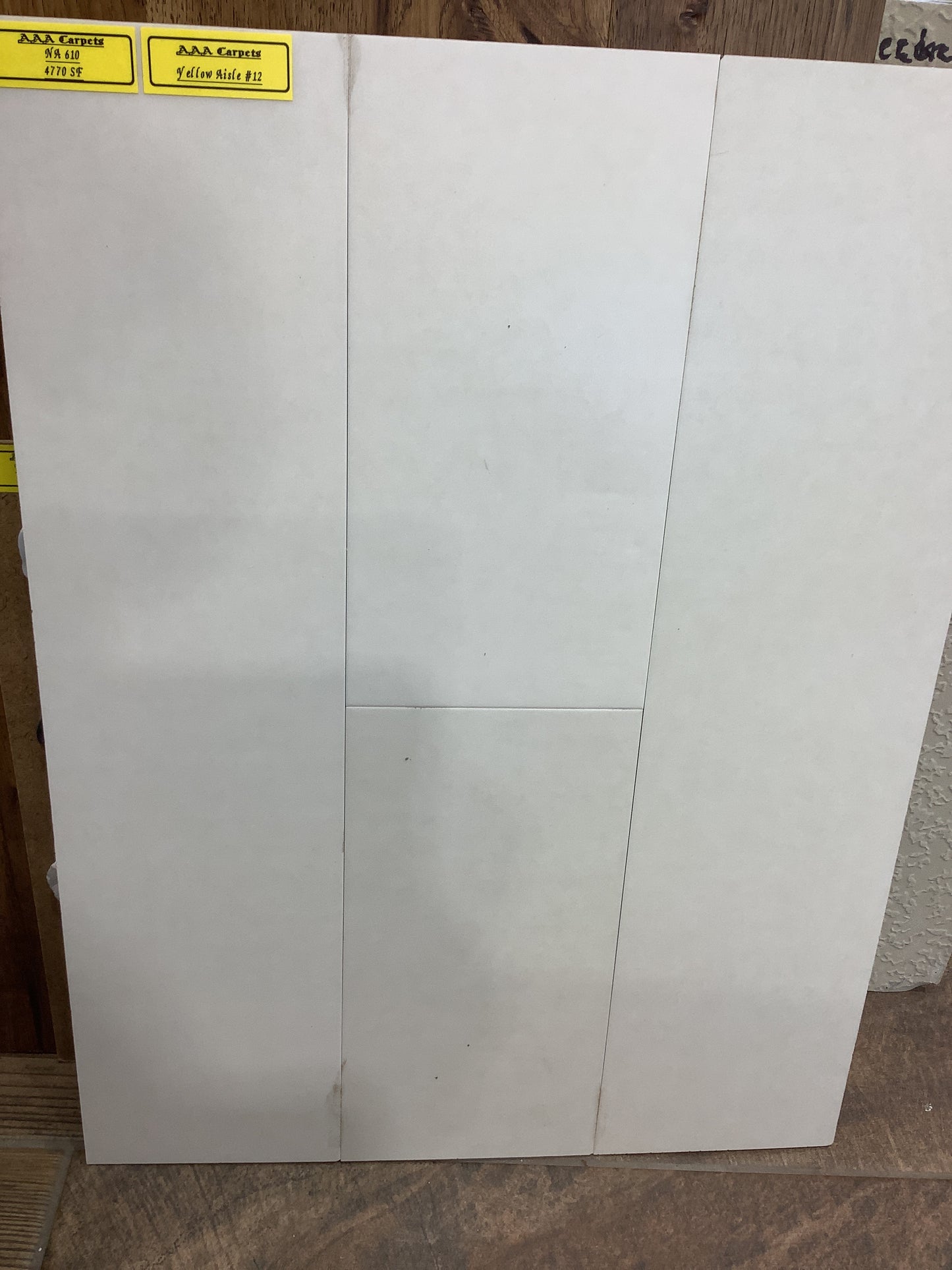 NA 610 Glue down